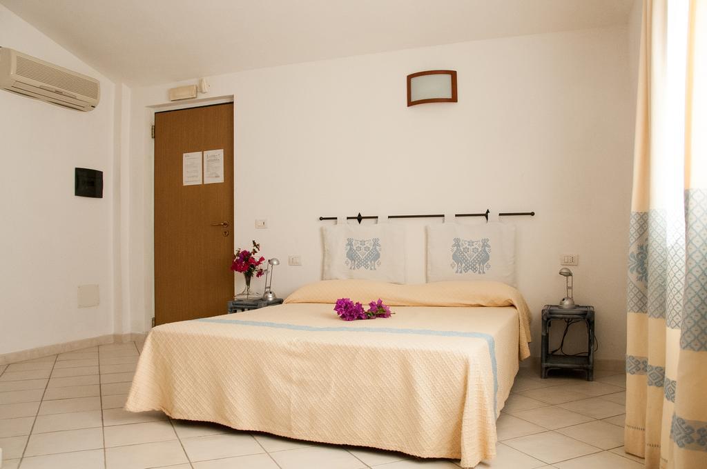 Meta Hotel Santa Teresa Gallura Dış mekan fotoğraf